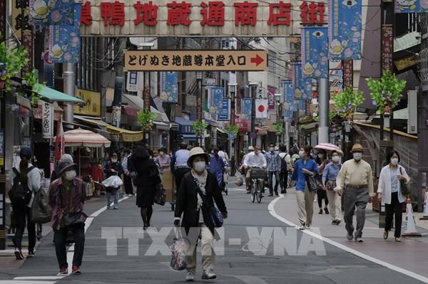 Nhật Bản sẽ dỡ bỏ tình trạng khẩn cấp trước thời hạn đối với hầu hết các khu vực