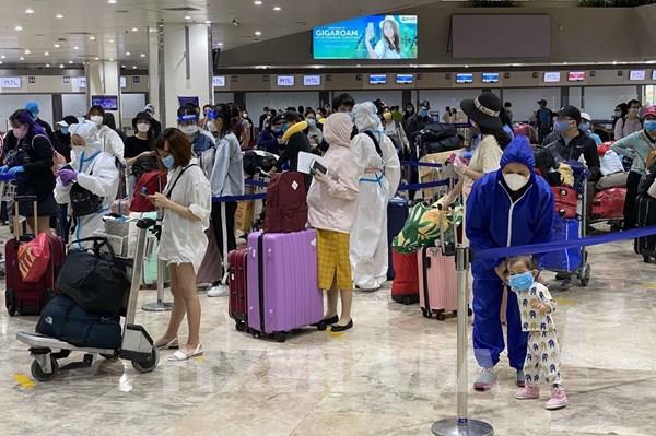 Đưa gần 200 công dân Việt Nam từ Philippines về nước an toàn