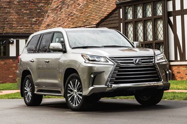 Lexus Việt Nam Triệu Hồi Gần 750 Xe để Kiểm Tra Và Thay Thế Bơm Nhiên Liệu