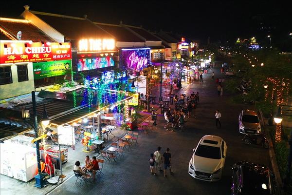 Doanh nghiệp giảm giá kích cầu, khách du lịch tăng mạnh trở lại