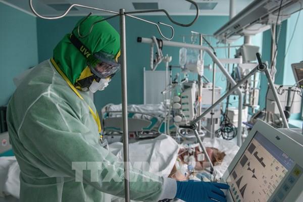 Dịch COVID-19 ở Nga: Thủ đô và tỉnh Moskva qua đỉnh dịch