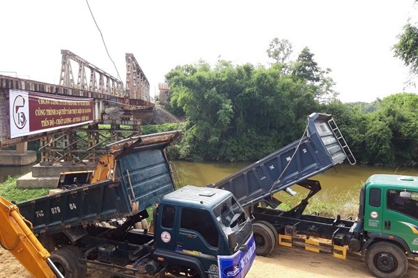 Chính thức thi công dự án cải tạo nâng cấp cầu yếu tuyến đường sắt Bắc - Nam