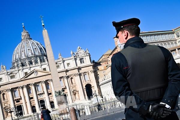 Nhà thờ Thánh Peter (Vatican) mở cửa trở lại