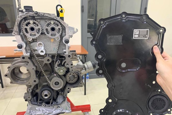 Thông tin về một số xe ô tô Ford gặp hiện tượng rò rỉ dầu