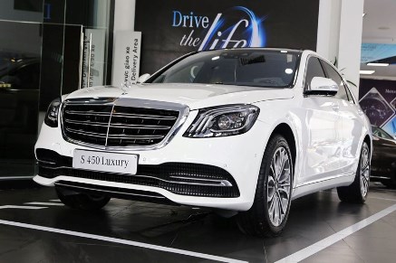 Khách hàng hưởng lợi đến 300 triệu đồng từ giảm lệ phí trước bạ ô tô