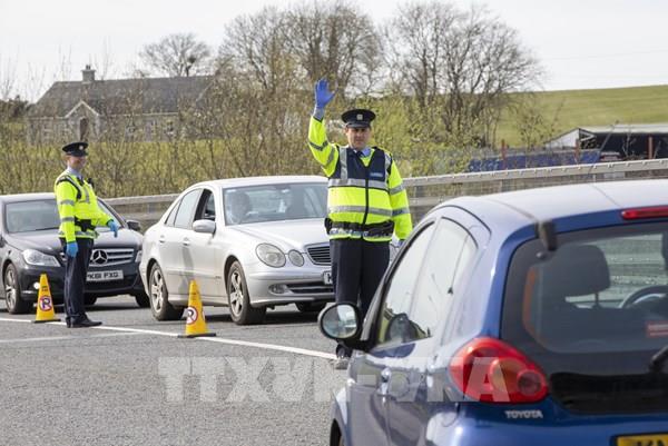 Phát hiện hàng trăm ca mắc COVID tại cơ sở chế biến thịt ở Ireland, Pháp