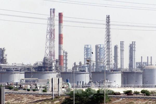 Kuwait và Saudi Arabia ngừng sản xuất dầu tại khu vực trung lập
