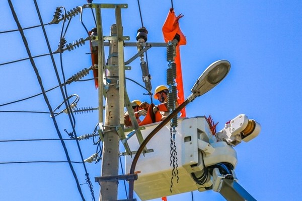 Nắng nóng diện rộng, EVN  khuyến cáo sử dụng điện tiết kiệm