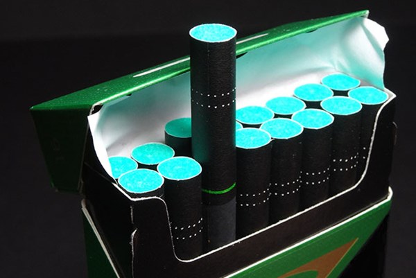 Các nước EU áp dụng lệnh cấm thuốc lá bạc hà