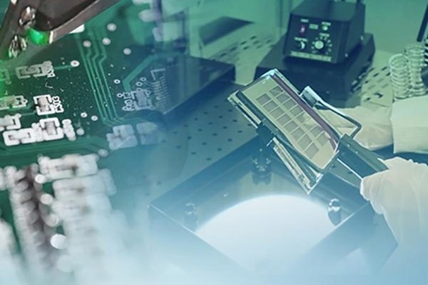 Xuất khẩu chip và sản phẩm chăm sóc sức khỏe của Hàn Quốc tăng mạnh
