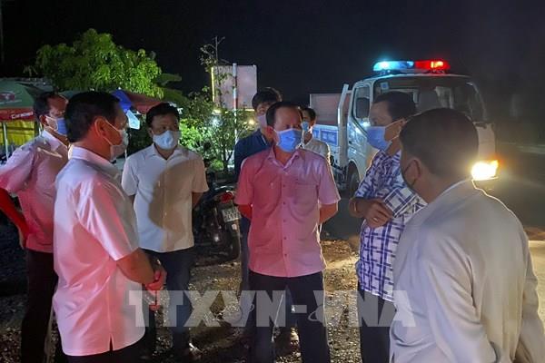 Dịch COVID-19: Truy vết những người tiếp xúc với người từ biên giới Tây Nam về