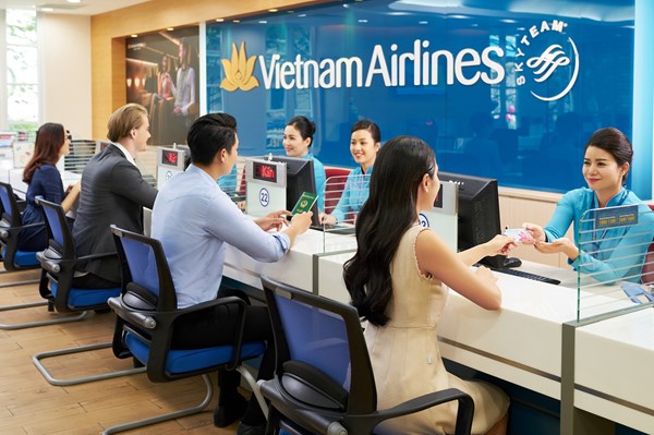 "Mua 1 tặng 1” và giảm 25% giá vé máy bay nhân kỷ niệm ngày thành lập Vietnam Airlines