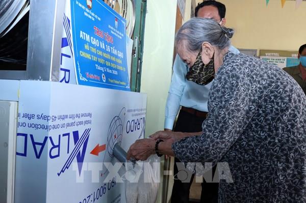 Đôn đốc thực hiện chính sách hỗ trợ người dân khó khăn vì dịch COVID-19