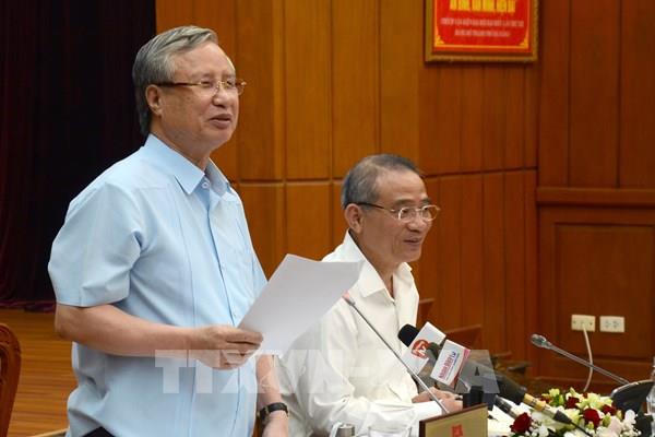 Thường trực Ban Bí thư Trần Quốc Vượng làm việc với Thành ủy Đà Nẵng