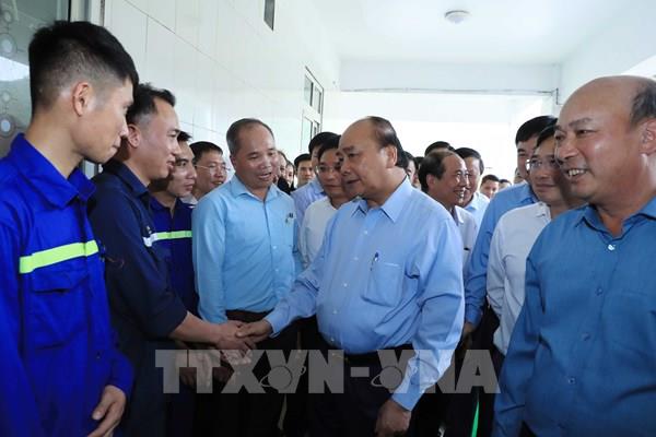 Thủ tướng Nguyễn Xuân Phúc thăm, nói chuyện với công nhân mỏ than Hà Lầm