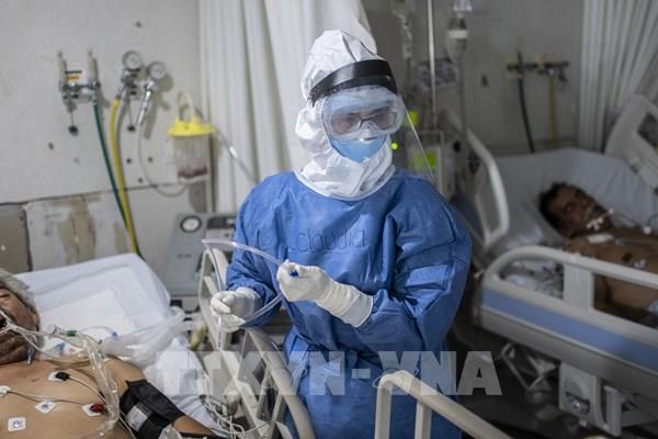 COVID-19 "thổi bay" 1 triệu việc làm tại Mexico