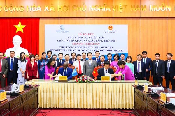 Hà Giang ký khung hợp tác chiến lược với Ngân hàng Thế giới