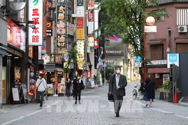 Nhật Bản khuyến cáo không nên đeo khẩu trang cho bé dưới 2 tuổi