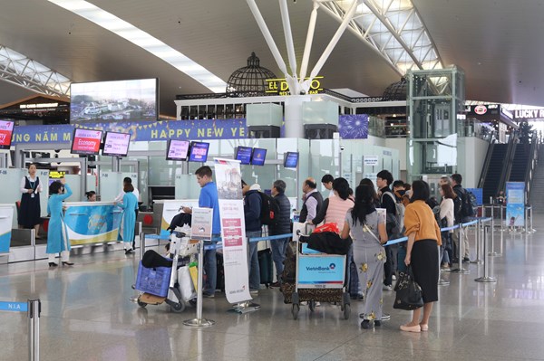 ACV yêu cầu tăng cường phòng dịch COVID-19 tại các sân bay