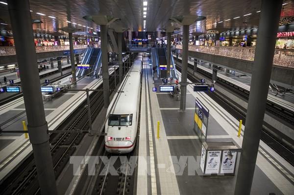 Đức có kế hoạch "bơm tiền" hỗ trợ công ty đường sắt Deutsche Bahn