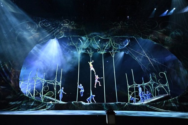 Canada chi 200 triệu USD giải cứu đoàn xiếc nổi tiếng nhất thế giới