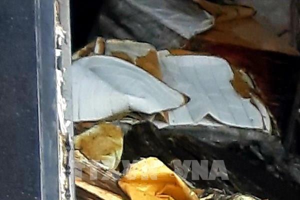 Thành phố Hồ Chí Minh: Giải cứu 5 người mắc kẹt trong đám cháy