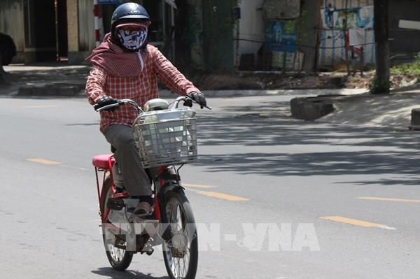 Chỉ số tia cực tím 3 ngày tới trên cả nước duy trì ở mức rất cao