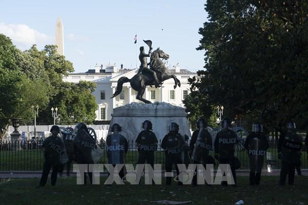 Washington D.C duy trì lệnh giới nghiêm nhằm ngăn chặn biểu tình