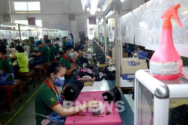 Lấy đà phục hồi, phát triển kinh tế - Bài 1: Cùng chia sẻ khó khăn