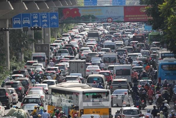 Giải quyết ùn tắc giao thông ở Hà Nội  - Bài 1: Xóa điểm cũ, điểm mới lại phát sinh