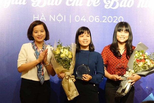 Phóng viên Ban biên tập Tin kinh tế/TTXVN đạt giải nhất giải Báo chí về Bảo hiểm