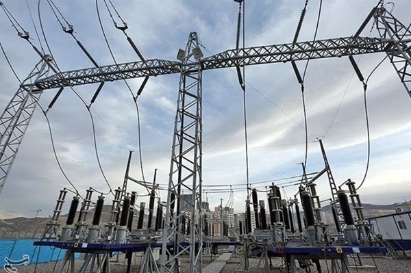 Iran ký hợp đồng cung cấp điện trong 2 năm cho Iraq