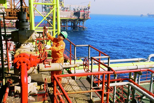 PVN thoát lỗ nhờ các giải pháp ứng phó với “khủng hoảng kép”