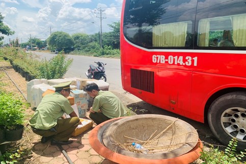 Phát hiện phương tiện vận chuyển hàng hoá không có hoá đơn chứng từ