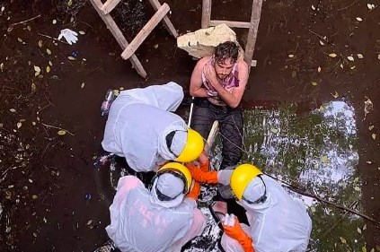 Cứu sống một công dân Anh bị mắc kẹt dưới giếng 6 ngày 