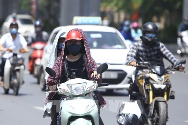 Dự báo thời tiết hôm nay 9/6: Hà Nội có mưa dông, nhiệt độ cao nhất 39 độ C