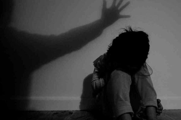 Australia truy bắt tội phạm ấu dâm trên mạng