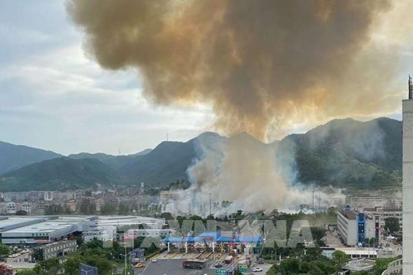 Số người bị thương trong vụ nổ xe bồn ở Trung Quốc lên hơn 110 người