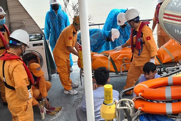 Cứu nạn tàu cá TH 90282 TS va chạm với tàu Annie Gas 09: Đã tìm được 4 thi thể nạn nhân