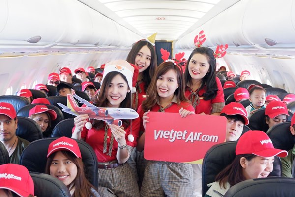 Vietjet khai thác trở lại tại sân bay Phuket (Thái Lan)