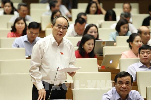 Quốc hội cho ý kiến về các giải pháp khôi phục kinh tế sau COVID-19