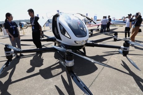 Trung Quốc phát triển xe bay tự hành có thể giao hàng hoặc làm nhiệm vụ cứu hộ