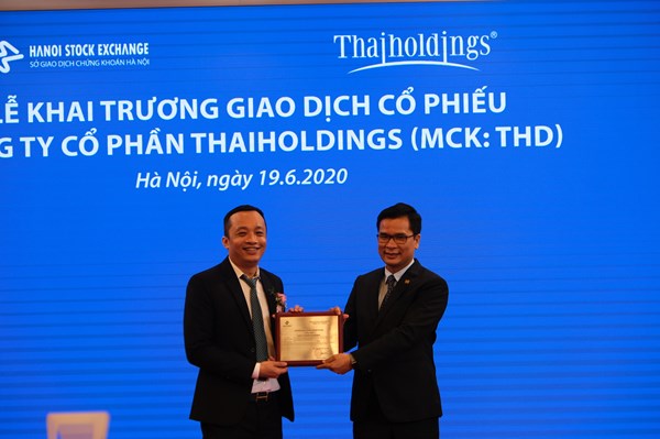 Gần 54 triệu cổ phiếu CTCP Thaiholdings chính thức niêm yết cổ phiếu tại HNX