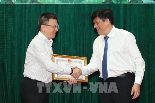 Có 5 cá nhân là lãnh đạo và phóng viên TTXVN được tặng Bằng khen của Bộ trưởng Bộ Y tế