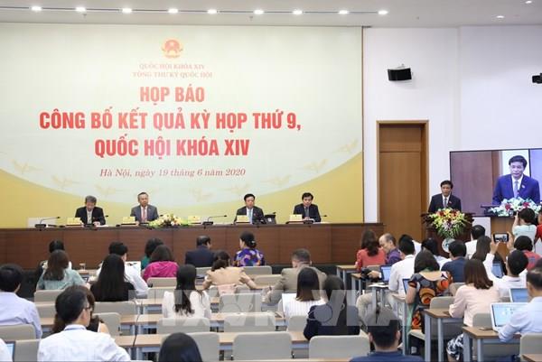 Lấy ý kiến đại biểu về việc tiếp tục hình thức họp Quốc hội trực tuyến