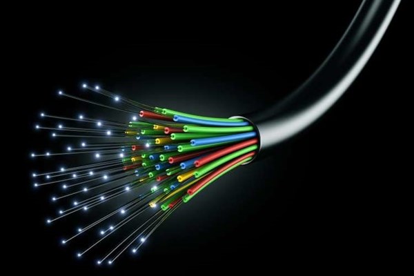 Dịch COVID-19 thúc đẩy Nhật Bản xây dựng mạng lưới cáp quang trên toàn quốc