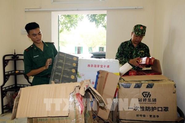 Quảng Ninh bắt giữ đối tượng vận chuyển trái phép gần 7.000 bao thuốc lá ngoại