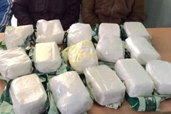 Hà Tĩnh: Bắt giữ hai đối tượng vận chuyển trái phép 31 kg ma túy bằng xe ô tô