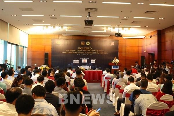 Hơn 80% giao dịch bất động sản được thực hiện qua các nhà môi giới