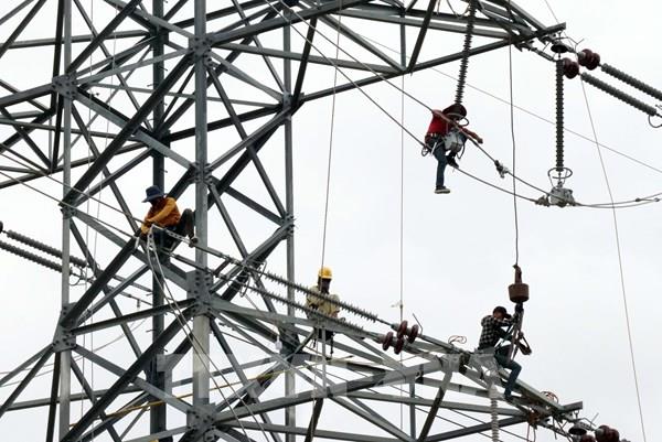 Đóng điện dự án trạm biến áp 220kV Ninh Phước